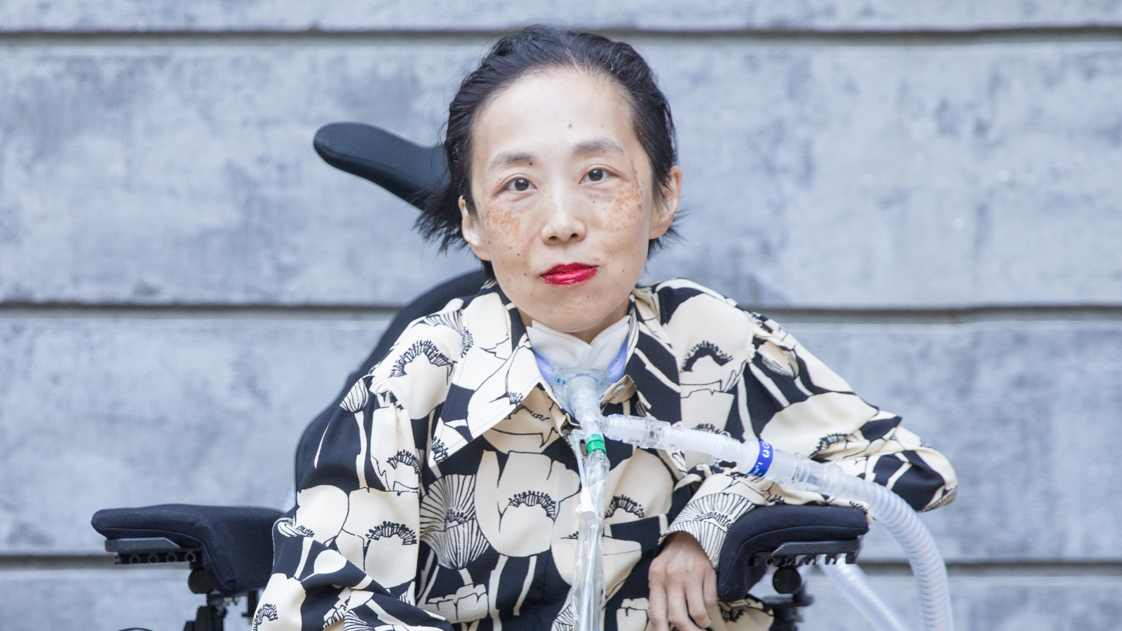Picture of Alice Wong.